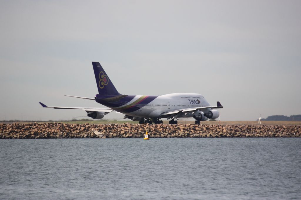 Boeing 747-400 (HS-TGT)