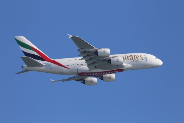 Airbus A380-800 (A6-EOG)