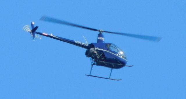 Robinson R-22 (N922DD) - N922DD over Corvallis, Oregon enroute to CVO.