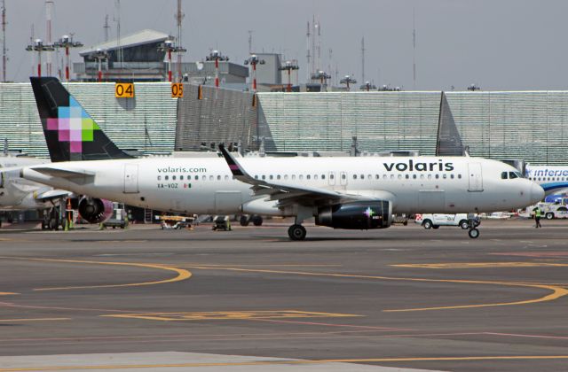 Airbus A320 (XA-VOZ) - Volaris / Airbus A320-233 / MSN 5819 / XA-VOZ / MMMX 06/2020