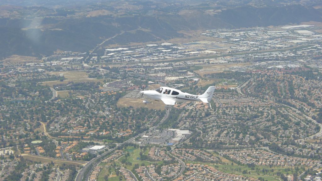 Cirrus SR-20 (N219CP)