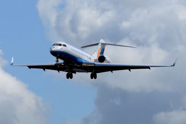 Bombardier Global Express (N117TF)