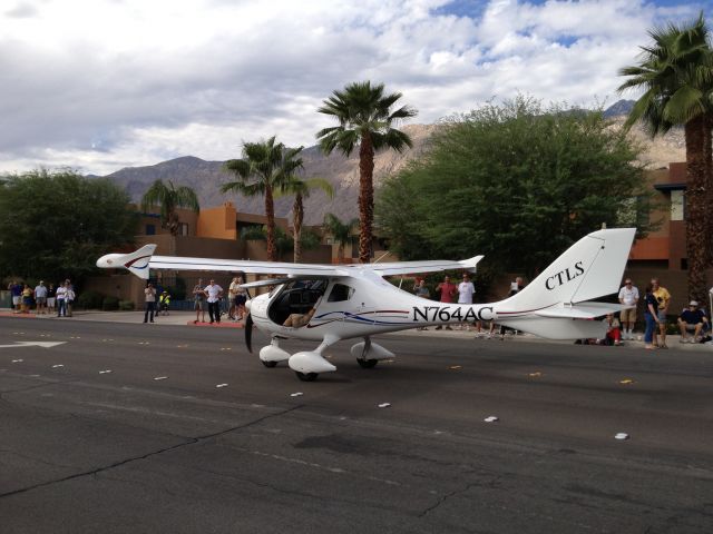 FLIGHT DESIGN CT (N764AC) - AOPA Parade of Planes - Palm Springs