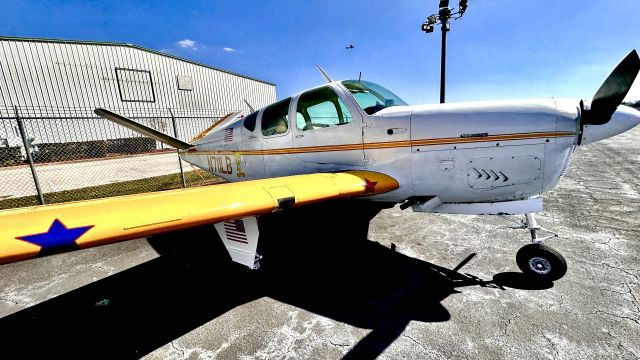 Beechcraft 35 Bonanza (N711LB)