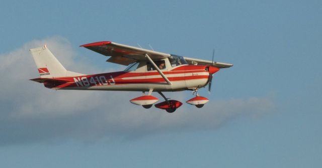 Cessna Commuter (N8410J) - On final is this 1967 Cessna Communter 150G in the Summer of 2020.