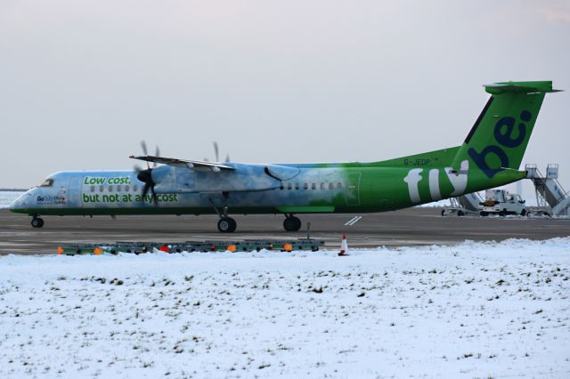 de Havilland Dash 8-400 (G-JEDP)