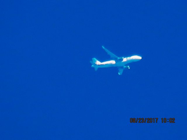 Airbus A320 (N233FR)