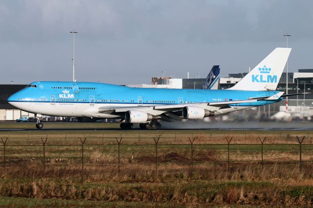 Boeing 747-400 (PH-BFI)