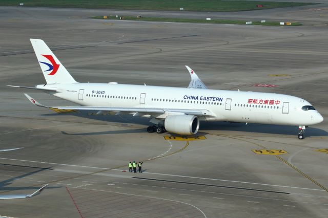 Airbus A350-900 (B-304D)