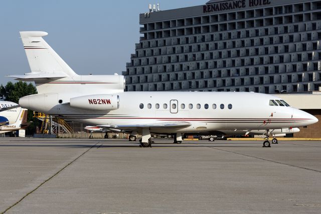 Dassault Falcon 900 (N62NW)