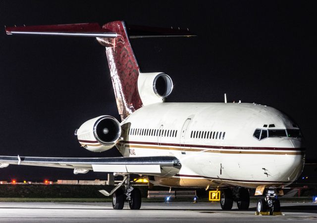 Boeing 727-100 (N311AG)