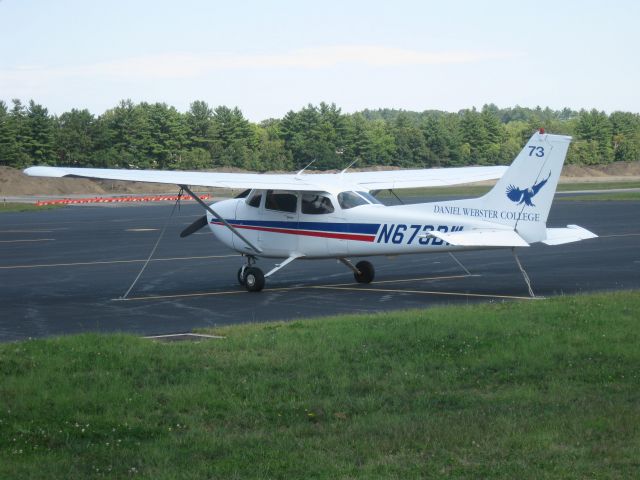 Cessna Skyhawk (N673DW) - Parked by Daniel Webster Colleges Aviation Center.