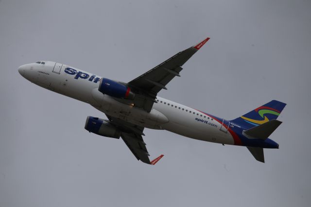 Airbus A320 (N620NK)