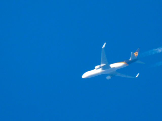 BOEING 767-300 (N351UP) - UPS5692br /SDF-LASbr /01/24/2025