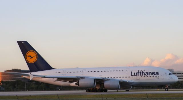 Airbus A380-800 (D-AIMF)