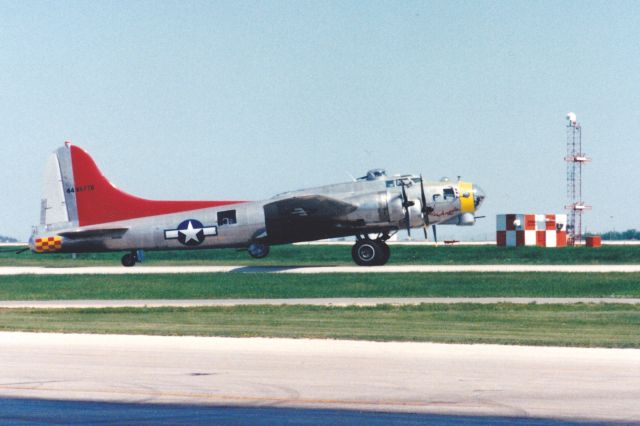 Boeing B-17 Flying Fortress (N3509G)