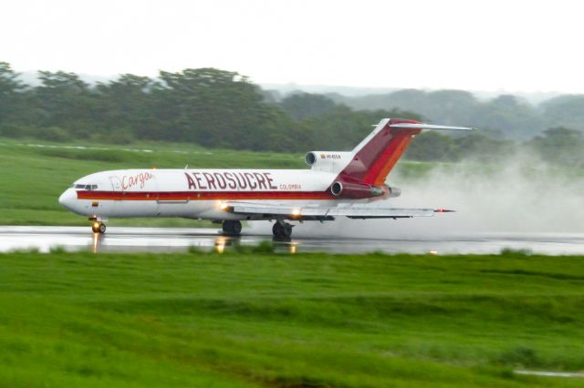 BOEING 727-200 (HK-4504)