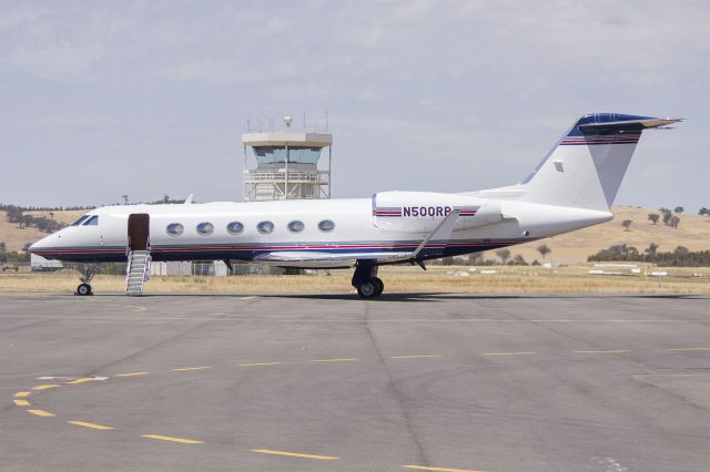 Gulfstream Aerospace Gulfstream IV (N500RP) - Canal Air LLC (N500RP) Gulfstream Aerospace GIV-X (G450) on the tarmac at Wagga Wagga Airport.