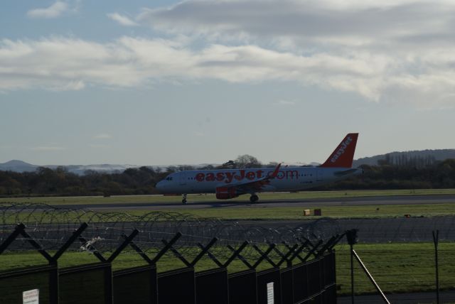 Airbus A320 (G-EZWW) - EasyJet A320-214 cn6188