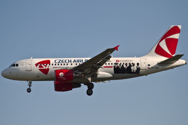 Airbus A319 (OK-OER)