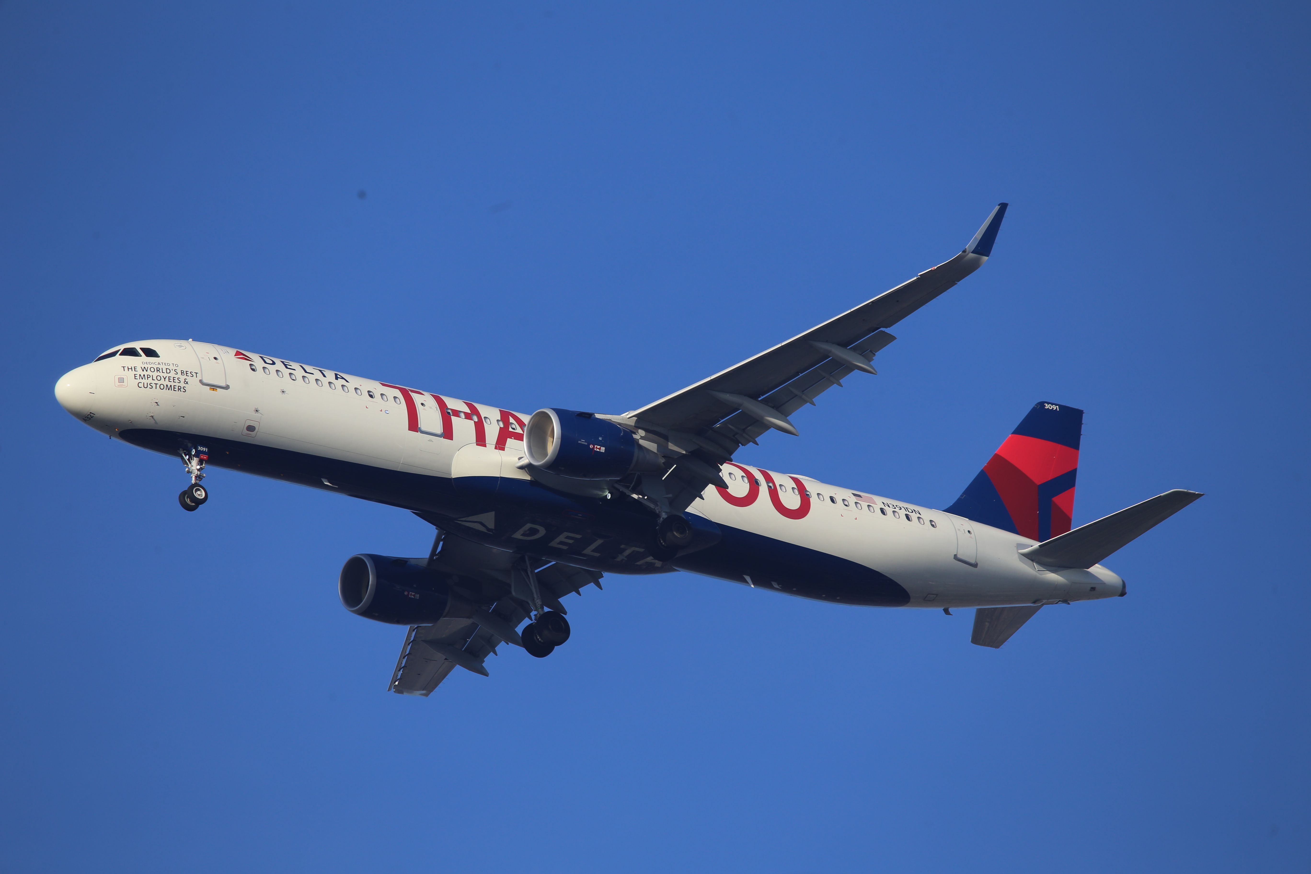 Airbus A321 (N391DN) - DEDICATERD TO TJE WORLD'S BEST EMPLOYEES & CUSTOMERS