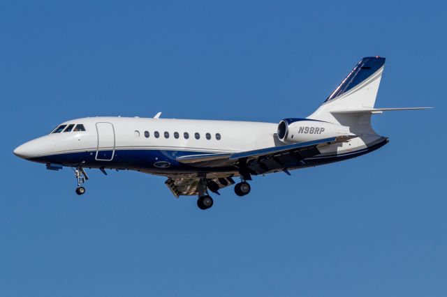 Dassault Falcon 2000 (N98RP)