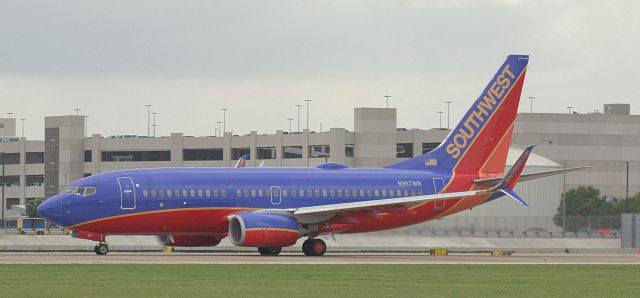 Boeing 737-700 (N967WN)