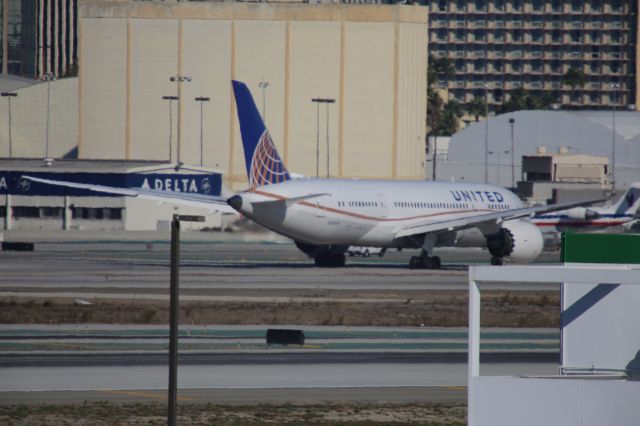 Boeing 787-8 (N20904)