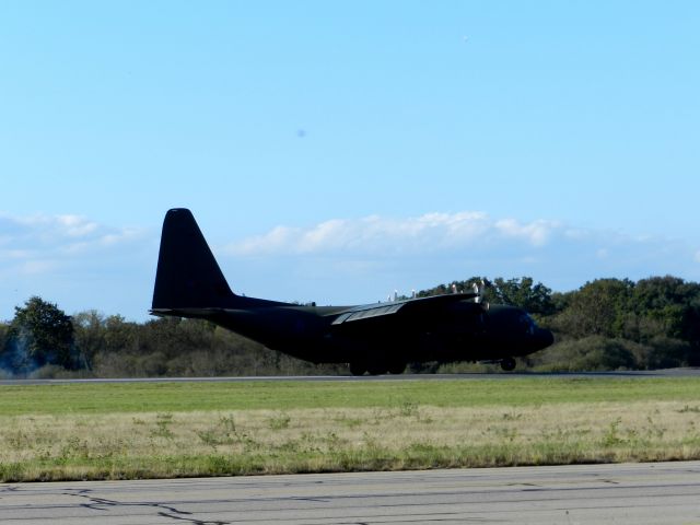 Lockheed C-130 Hercules —