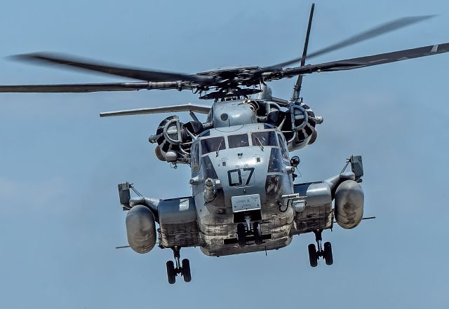 Sikorsky MH-53E Sea Dragon (16-1181) - FENIX11 performing at the Centerpoint Energy Dayton Airshow on Sunday, 22 Jun 2025. The Sikorsky CH-53E Super Stallion and crew are from Marine Heavy Helicopter Training Squadron 302 (HMHT-302), Marine Corps Air Station New River, North Carolina under command of Marine Aircraft Group 29 (MAG-29) and the 2nd Marine Aircraft Wing (2nd MAW).