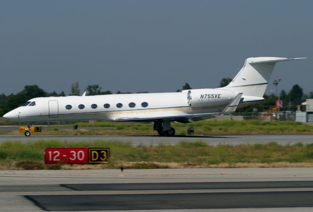 N755VE — - Rolls for takeoff on Rwy 30 at Long Beach.