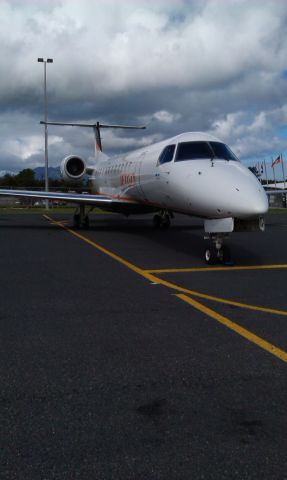 Embraer ERJ-135 (VH-JTG) - VH-JTG at YFLI, 2014