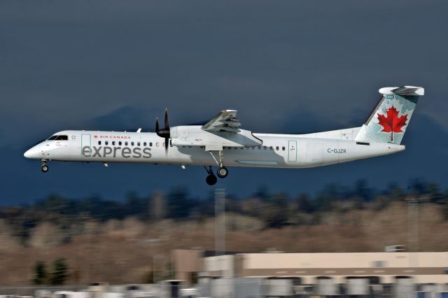 de Havilland Dash 8-400 (C-GJZR)