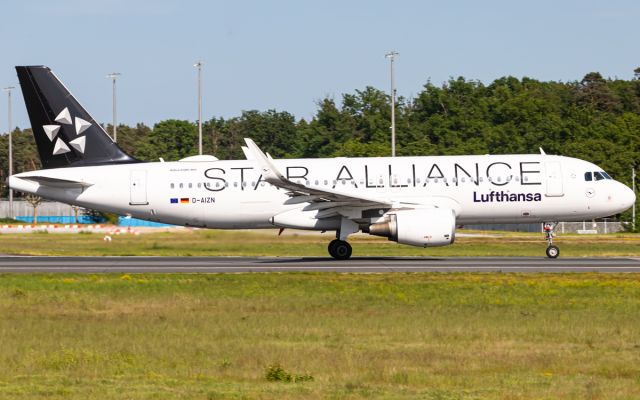 Airbus A320 (D-AIZN)