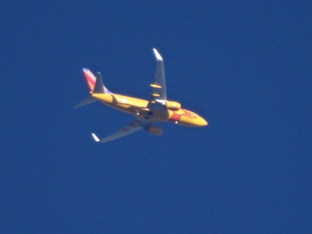 Boeing 737-700 (N781WN) - N781nw departed Denver Int, KDEN and at about 20,000ft over colorado springs KCOS