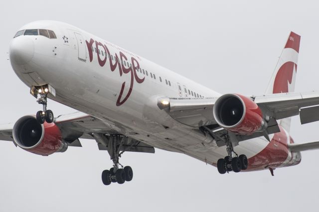 BOEING 767-300 (C-FIYE) - Approaching 23