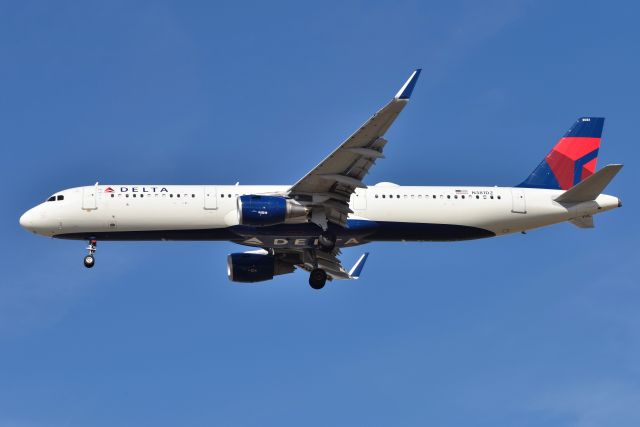 Airbus A321 (N381DZ) - 02-21-22