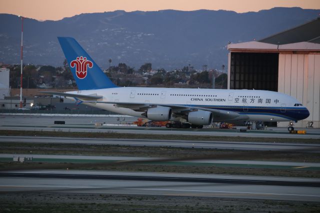 Airbus A380-800 (B-6139)