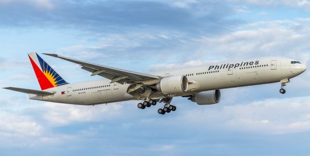 BOEING 777-300ER (RP-C7778)