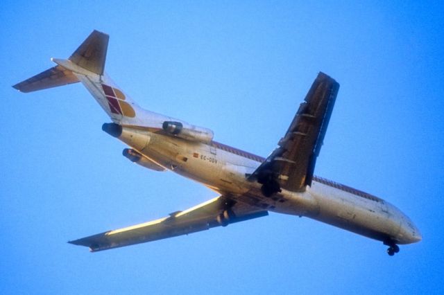 BOEING 727-200 (EC-DDV) - 1980 - Had accident landing in ZUR in 1986, repaired