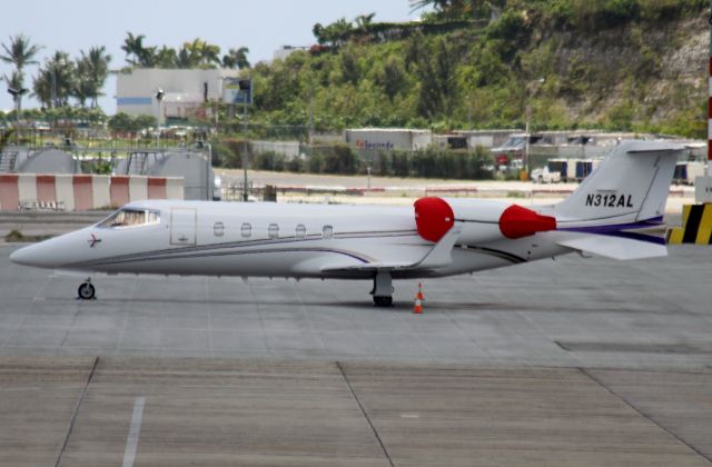 Learjet 60 (N312AL)