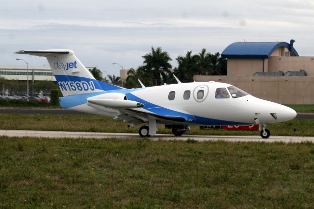 Eclipse 500 (N158DJ) - 19-Feb-08.