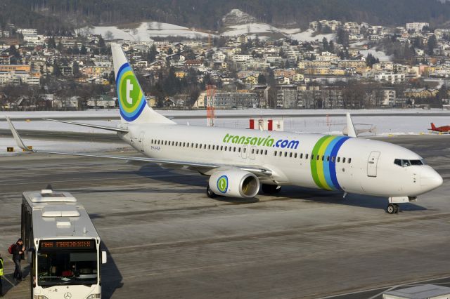 Boeing 737-800 (PH-HSF)