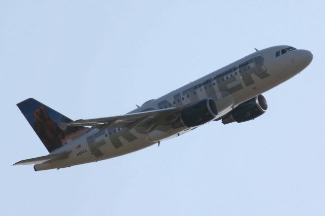 Airbus A319 (N951FR) - "Benny" The North American Grizzly Bear * Taken On 03-30-2011