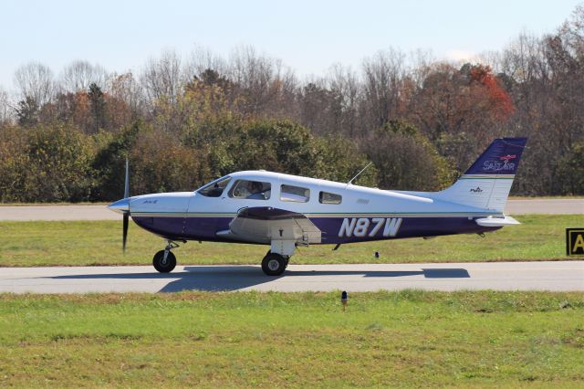 Piper Cherokee (N87W)