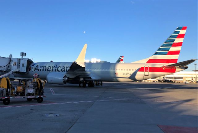 Boeing 737 MAX 8 (N335SN) - MAX