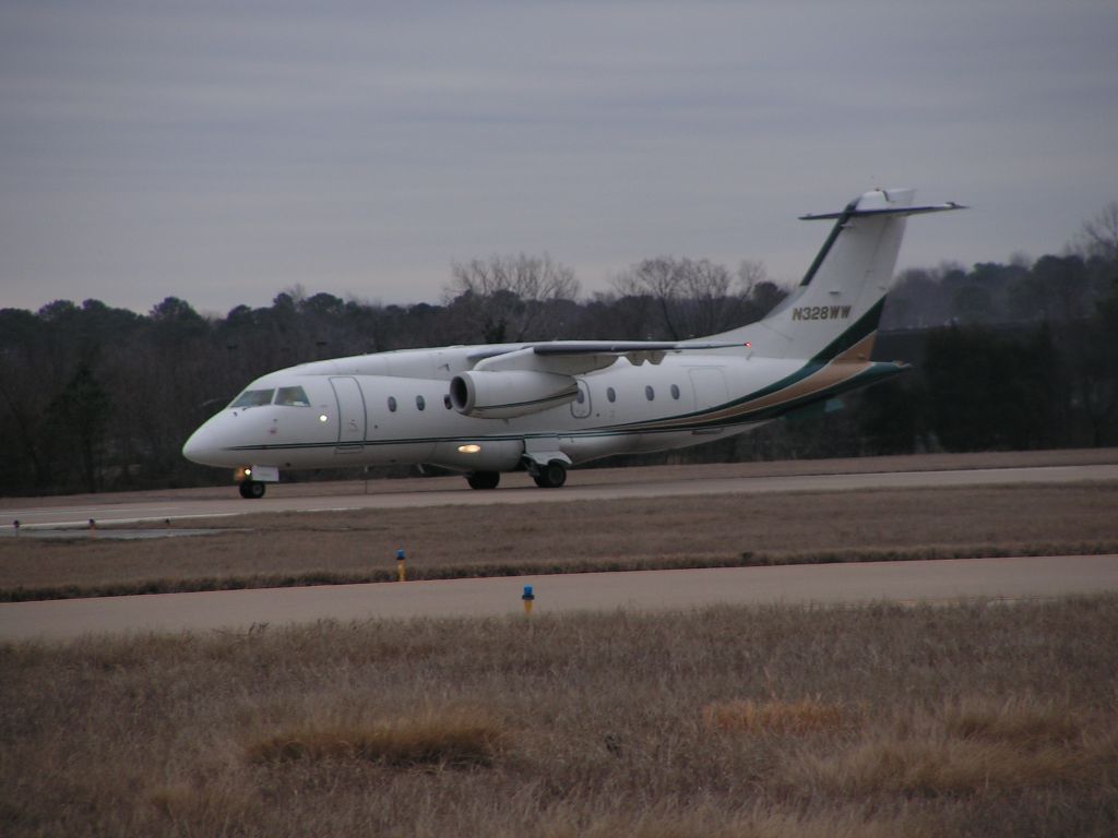 Fairchild Dornier 328JET (N328WW)