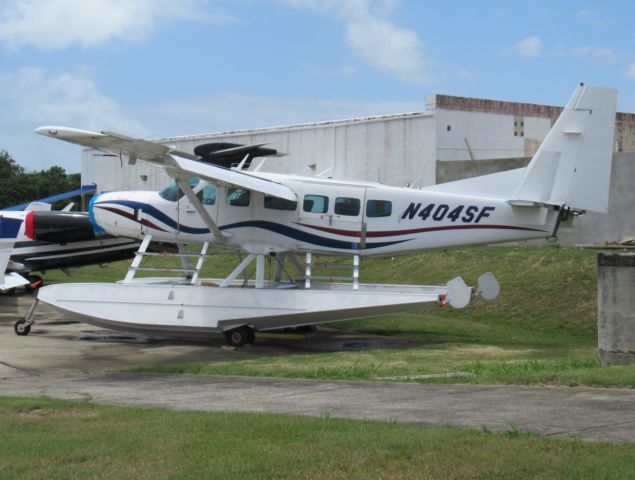 Cessna Caravan (N404SF)