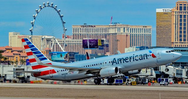 Boeing 737-800 (N986NN) - N986NN American Airlines Boeing 737-823 s/n 31236 - Las Vegas - McCarran International (LAS / KLAS)br /USA - Nevada,  April 5, 2019br /Photo: TDelCoro