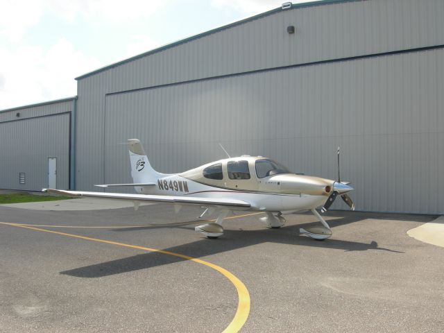 Cirrus SR-22 (N849WM)